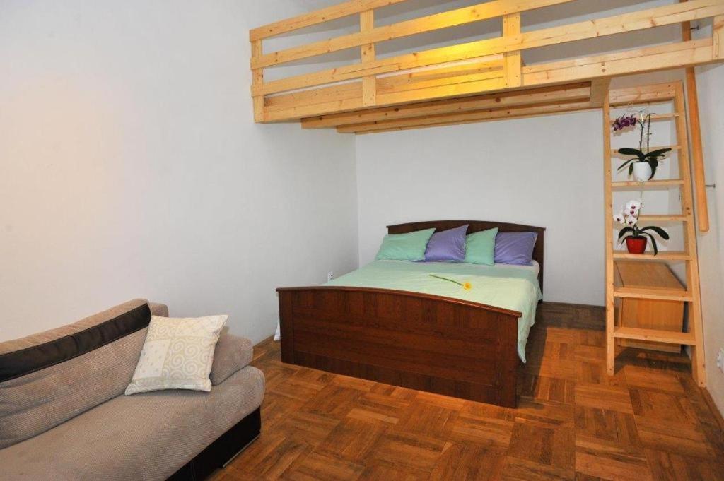 Condo In Vinohrady Prague Luaran gambar
