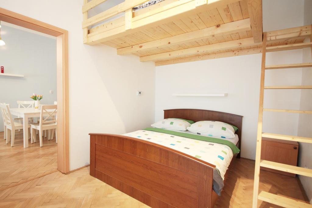 Condo In Vinohrady Prague Luaran gambar