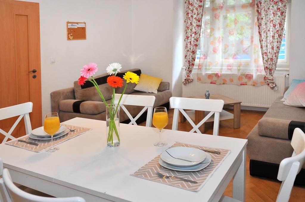 Condo In Vinohrady Prague Luaran gambar